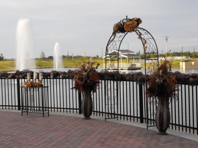 Arch and fountains